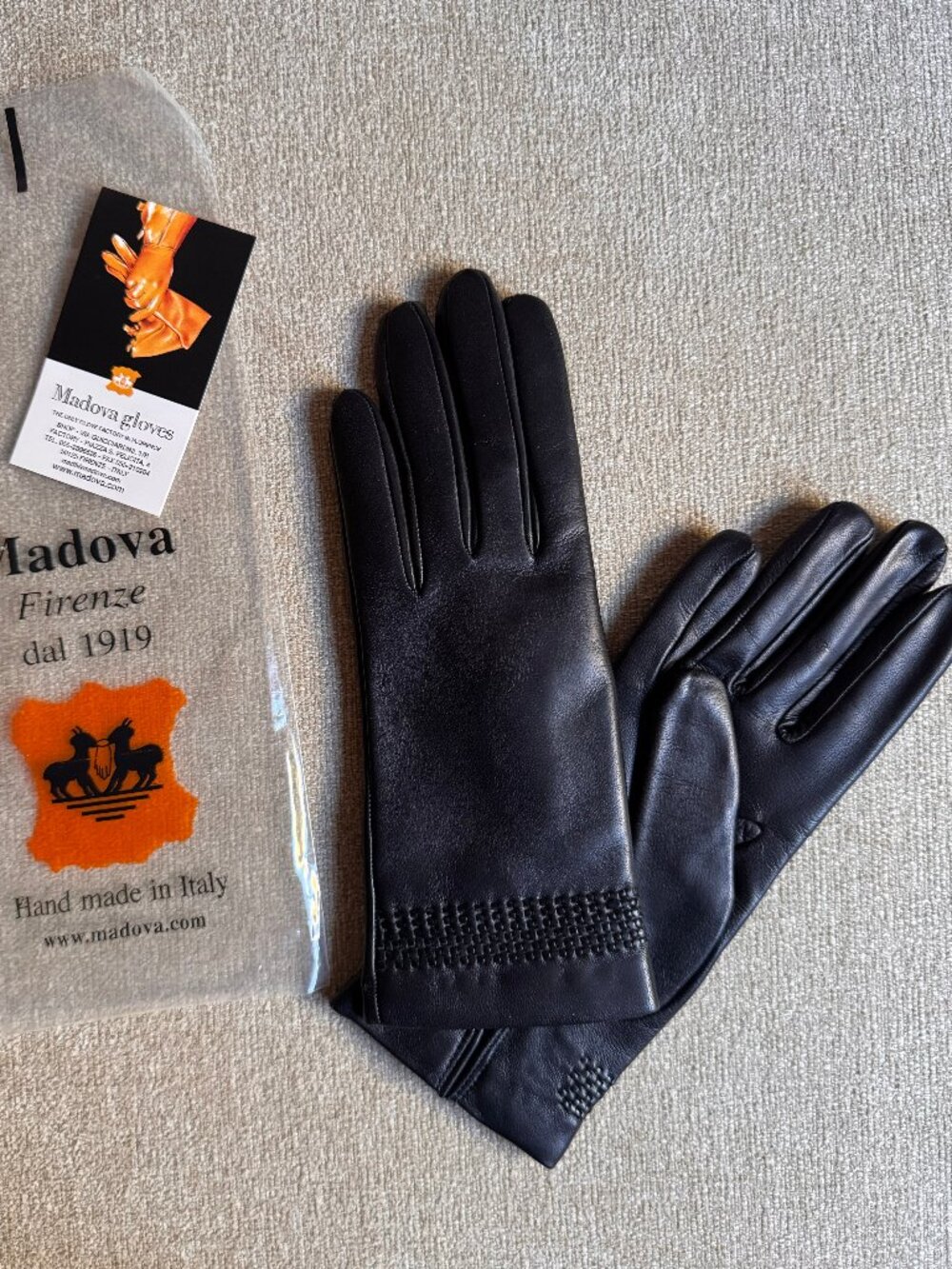NEW Madova Black Leather Gloves Cashmere Lined Size 6.5 Women's Luxury Winter